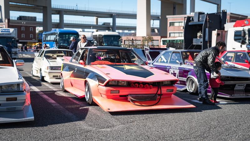 Yes, those are air horns